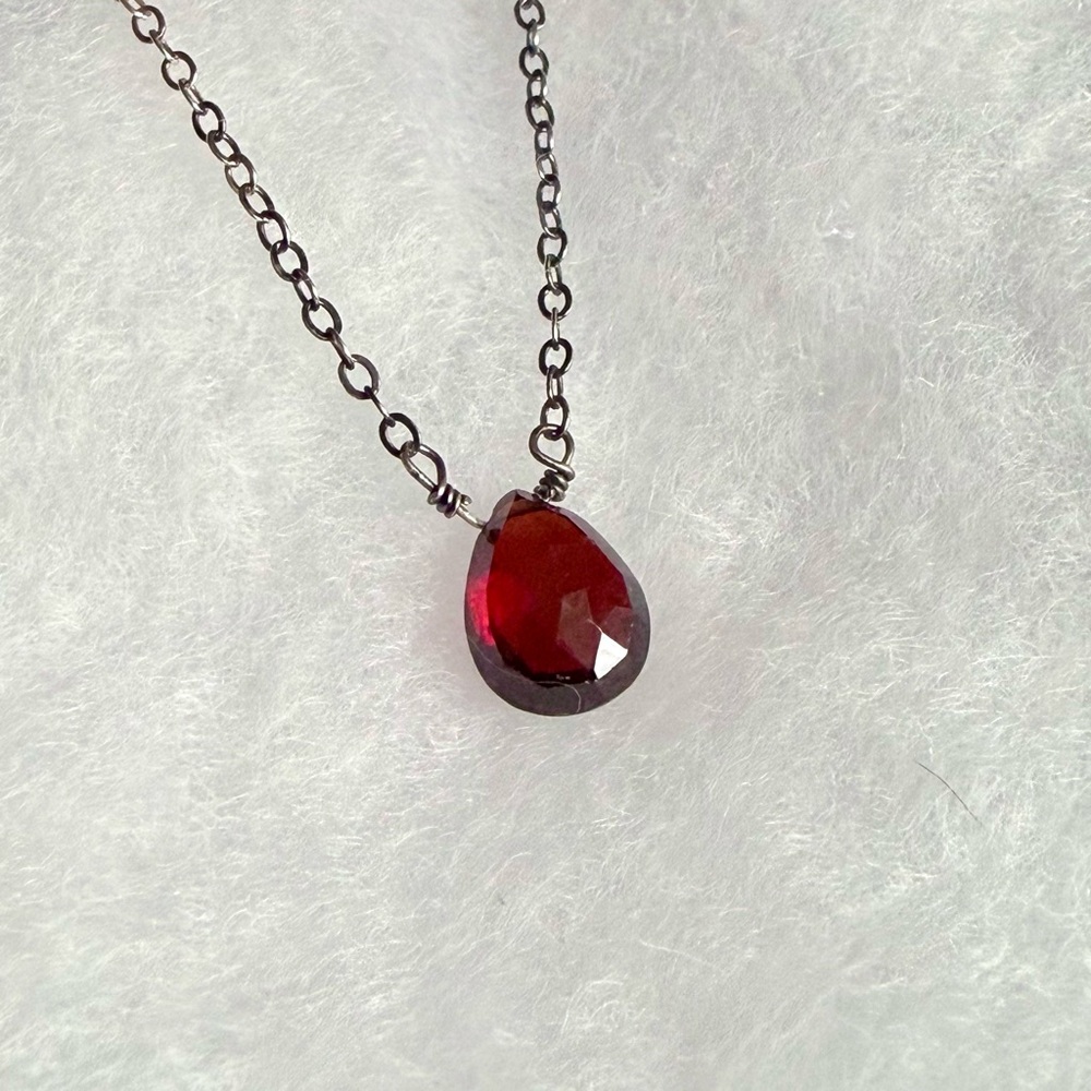 Garnet teardrop necklace